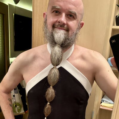 TuxTux👗🧔‍♀️'s avatar